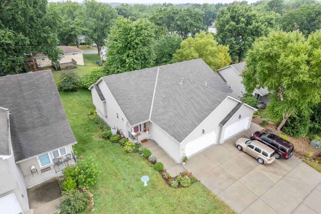 Beautiful Townhome, 11 Minutes To Downtown, Kcmo. Kansas City Zewnętrze zdjęcie