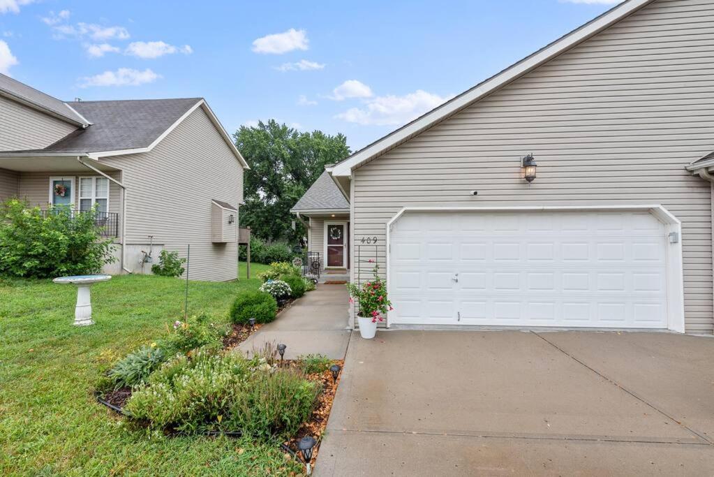 Beautiful Townhome, 11 Minutes To Downtown, Kcmo. Kansas City Zewnętrze zdjęcie