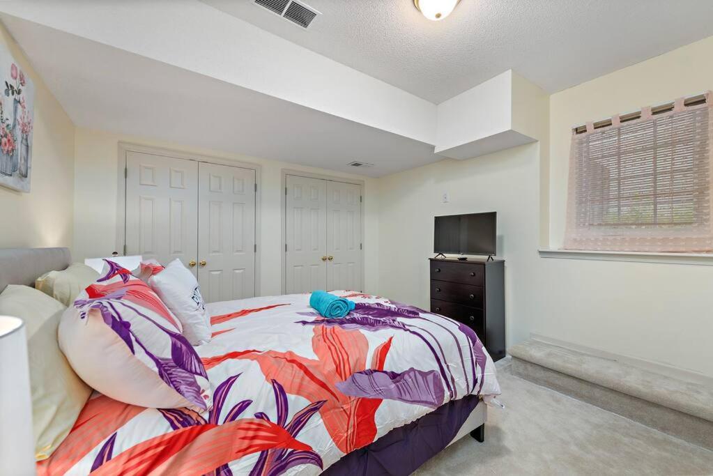Beautiful Townhome, 11 Minutes To Downtown, Kcmo. Kansas City Zewnętrze zdjęcie
